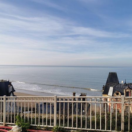 Les Pieds Dans L'Eau Apartamento Trouville-sur-Mer Exterior foto